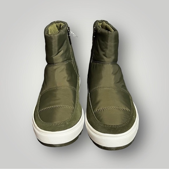 🌻NEW (w/box) Blondo Olive "Saffron" Suede & Nylon Waterproof Booties Size 10 - Picture 6 of 13